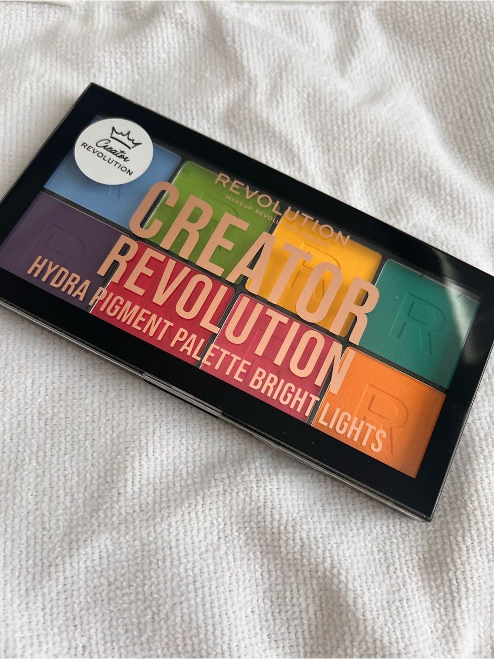 Revolution Creator Hydra Pigment Palette — Bright Lights
